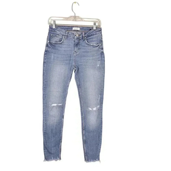 Zara Skinny Jeans Premium 80's Erna  Blue Denim Distressed Frayed Hem Size 6 - Picture 3 of 9